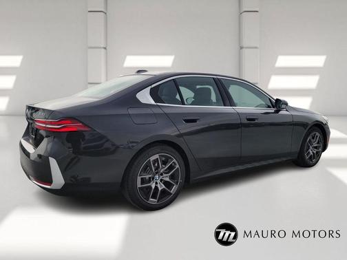 2026 BMW 530 i xDrive