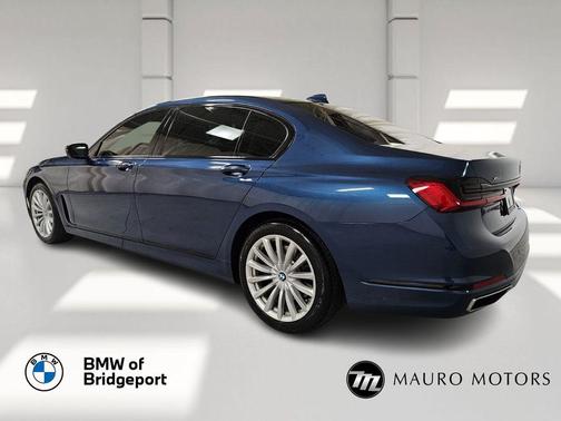 2021 BMW 740 xDrive