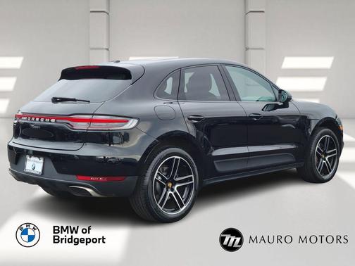 2021 Porsche Macan Base