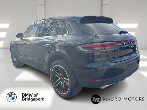 2021 Porsche Macan Base