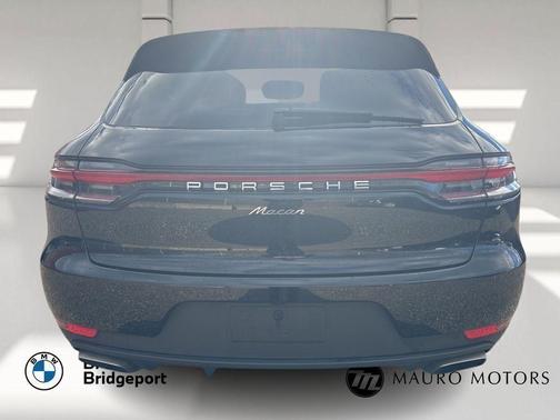 2021 Porsche Macan Base
