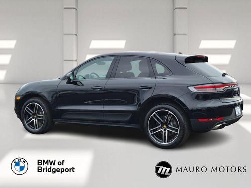2021 Porsche Macan Base