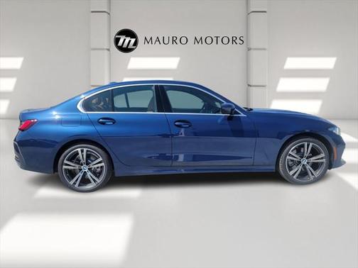 2024 BMW 330 i xDrive