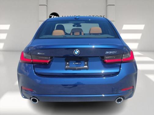 2024 BMW 330 i xDrive