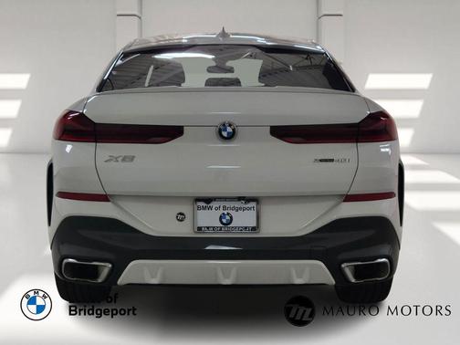2023 BMW X6 xDrive40i