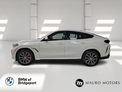 2023 BMW X6 xDrive40i