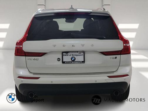 2018 Volvo XC60 T5 Momentum
