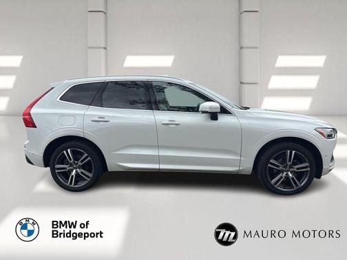 2018 Volvo XC60 T5 Momentum