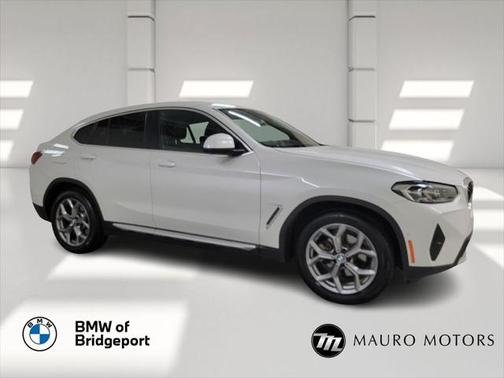 2024 BMW X4 xDrive30i