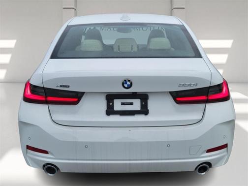 2024 BMW 330 i xDrive