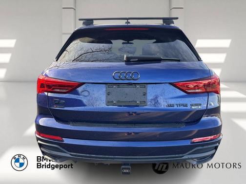 2024 Audi Q3 Premium 45 TFSI S line quattro Tiptronic