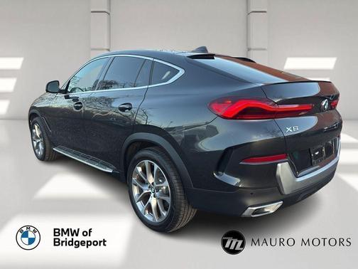 2023 BMW X6 xDrive40i