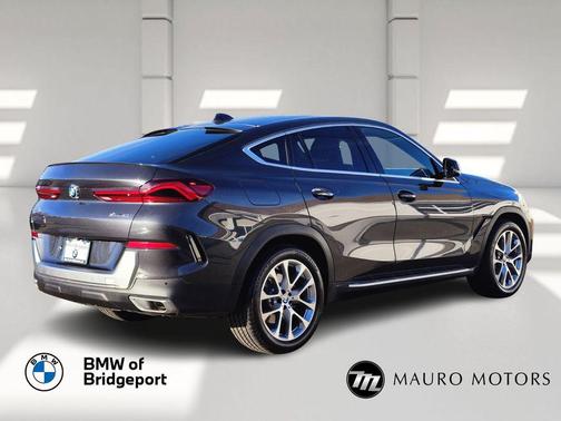 2023 BMW X6 xDrive40i