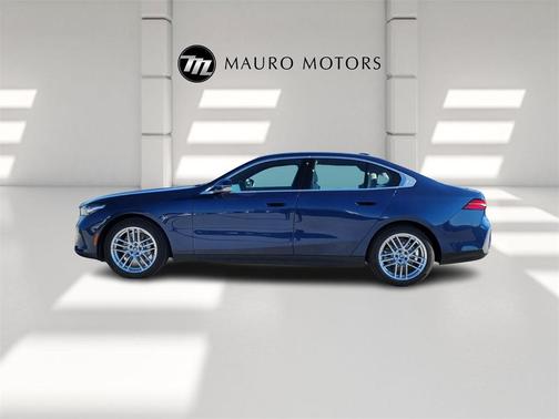 2024 BMW 530 i xDrive