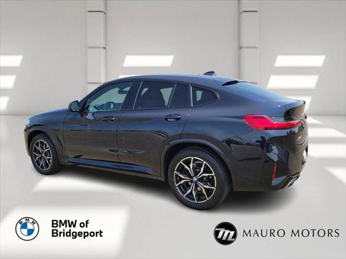 2022 BMW X4 xDrive30i