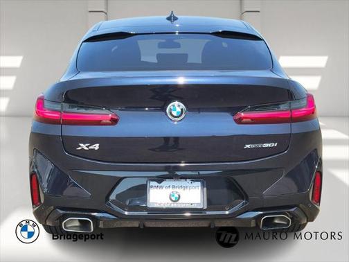 2022 BMW X4 xDrive30i