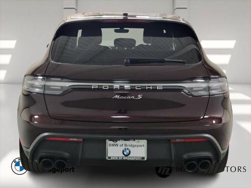 2023 Porsche Macan Base
