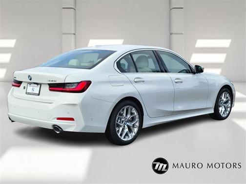 2026 BMW 330 xDrive NA