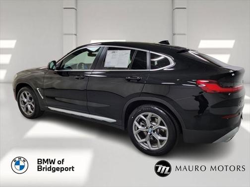 2023 BMW X4 xDrive30i
