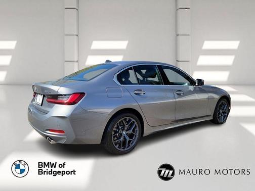 2025 BMW 330 i xDrive