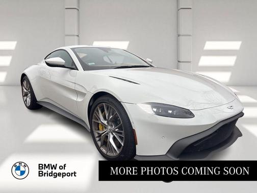 2021 Aston Martin Vantage Base