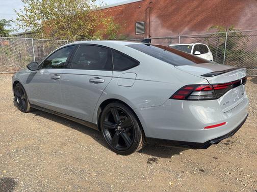 2023 Honda Accord Hybrid Base