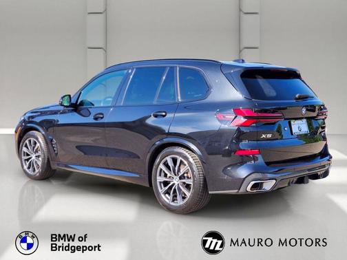 Black 2024 BMW X5 PHEV xDrive50e
