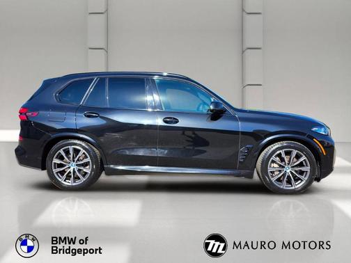 Black 2024 BMW X5 PHEV xDrive50e