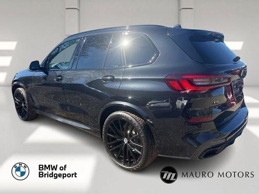 2023 BMW X5 M50i