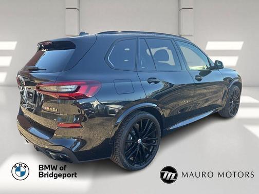 2023 BMW X5 M50i