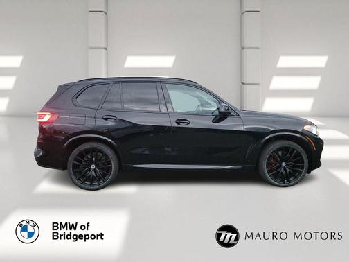 2023 BMW X5 M50i