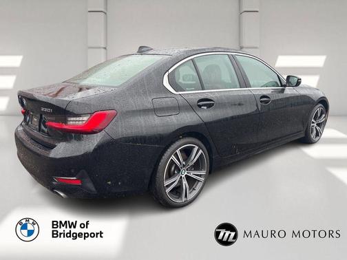 2022 BMW 330 xDrive