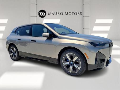 2025 BMW iX xDrive50