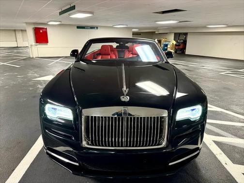2018 Rolls-Royce Dawn Base