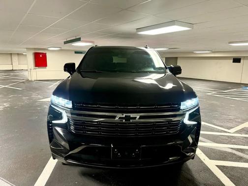 2022 Chevrolet Tahoe 4WD RST