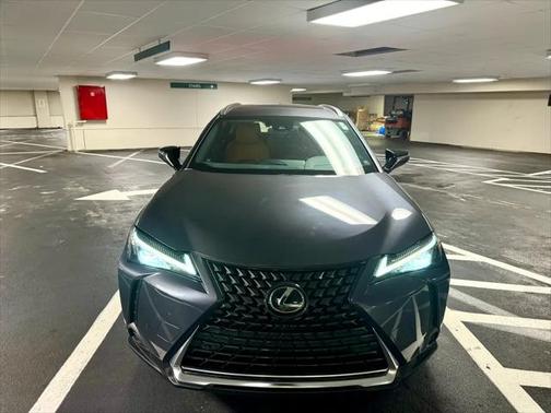 2022 Lexus UX 200 Base