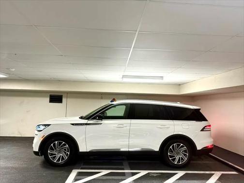2021 Lincoln Aviator Standard