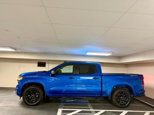 2022 Chevrolet Silverado 1500 Custom