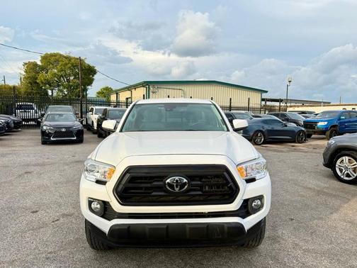2022 Toyota Tacoma SR5