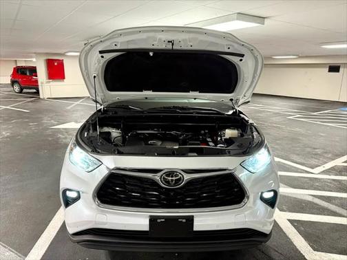 2022 Toyota Highlander Limited