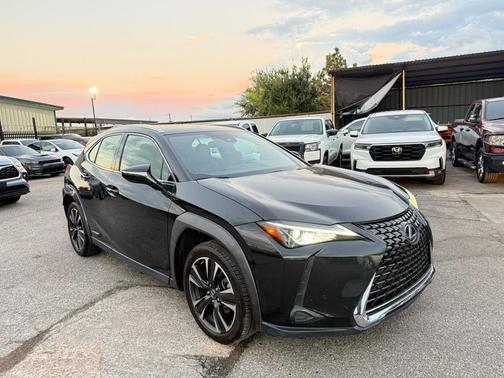 2021 Lexus UX 250h Base