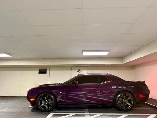 Hellraisin 2021 Dodge Challenger R/T Scat Pack