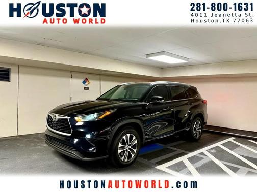 2022 Toyota Highlander XLE