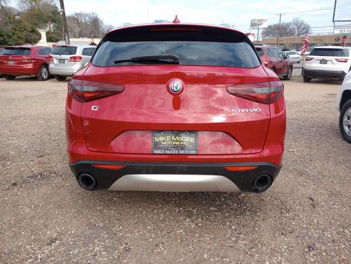 2018 Alfa Romeo Stelvio Base