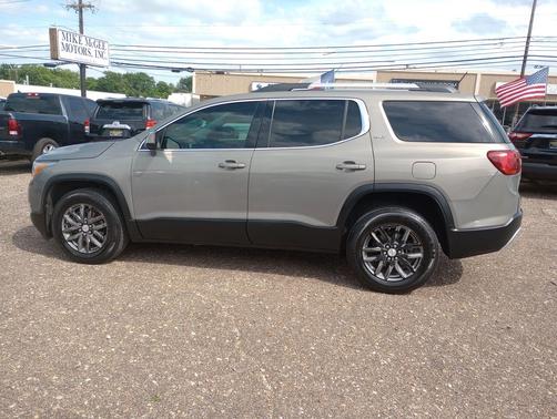 Quicksilver Metallic 2019 GMC Acadia SLT-1