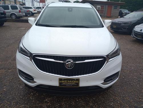 White 2019 Buick Enclave Premium