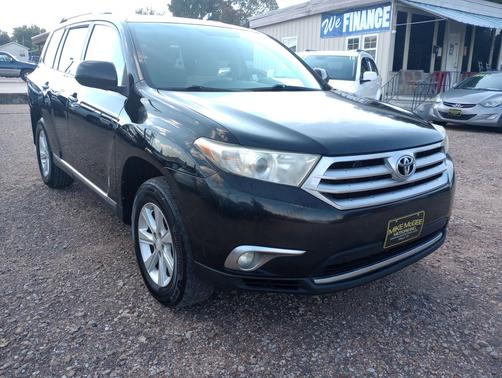 2011 Toyota Highlander SE
