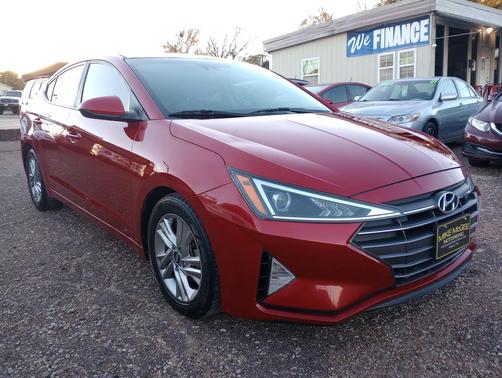 2020 Hyundai ELANTRA SEL