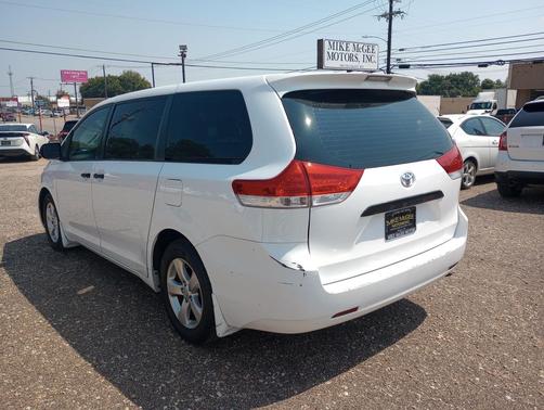 2013 Toyota Sienna SE