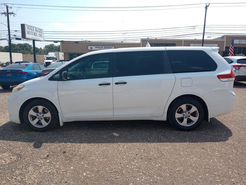 2013 Toyota Sienna SE